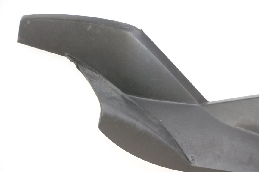 photo de BAS DE CAISSE DROIT PEUGEOT SATELIS 125 (2006 - 2009) - Vue rapprochée