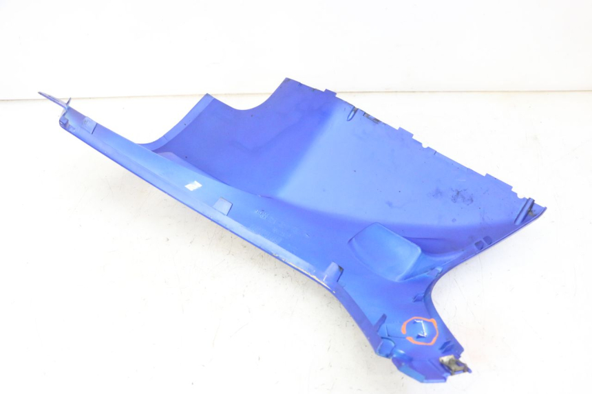 photo de BAS DE CAISSE DROIT PEUGEOT SPEEDFIGHT 2 LC 50 (2000 - 2009) - Détail de la pièce