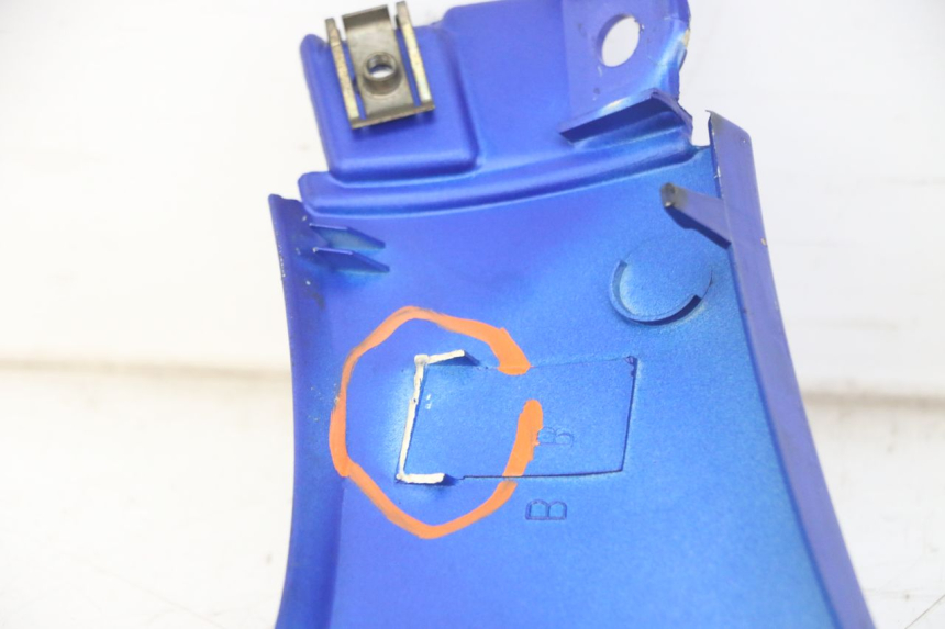 photo de BAS DE CAISSE DROIT PEUGEOT SPEEDFIGHT 2 LC 50 (2000 - 2009) - Pièce contrôlée