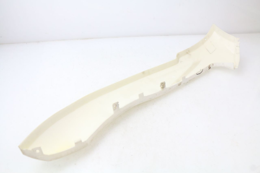 photo de BAS DE CAISSE DROIT RAZZO STEED 125 (2012 - 2018) - Zoom état d’usage