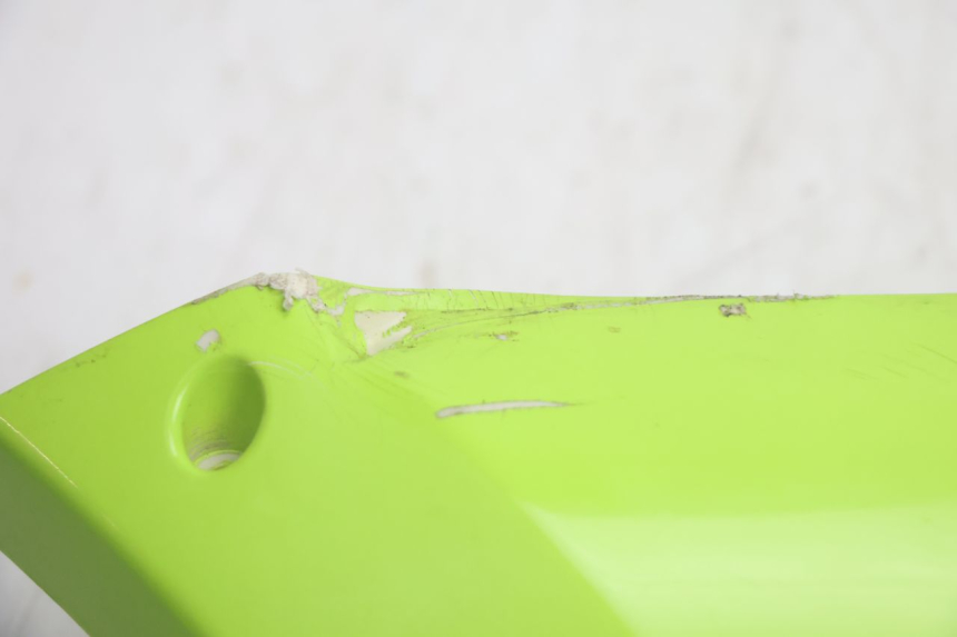 photo de BAS DE CAISSE DROIT PEUGEOT STREETZONE NAKED 2T 50 (2014 - 2018) - Zoom état d’usage