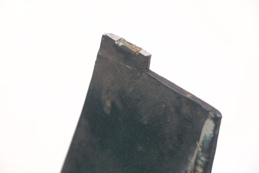 photo de BAS DE CAISSE DROIT PEUGEOT SV 125 (1991 - 1994) - Zoom état d’usage