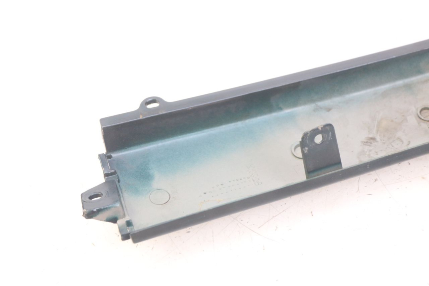 photo de BAS DE CAISSE DROIT PEUGEOT SV 125 (1991 - 1994) - Autre angle de vue