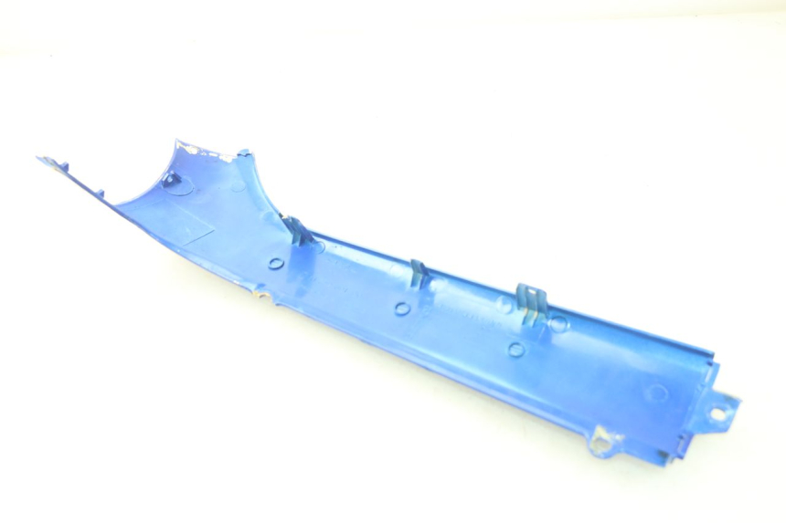 photo de BAS DE CAISSE DROIT PEUGEOT SV 50 (1992 - 2004) - Points de fixation