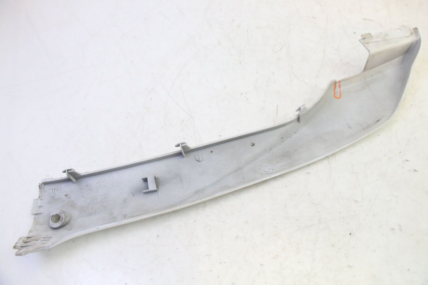 photo de BAS DE CAISSE DROIT PEUGEOT TWEET PRO EFI 4T 50 (2021 - 2022) - Pièce contrôlée