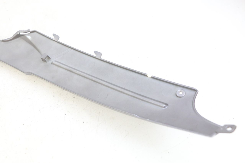 photo de BAS DE CAISSE DROIT PEUGEOT V-CLIC VCLIC 50 (2007 - 2013) - Points de fixation