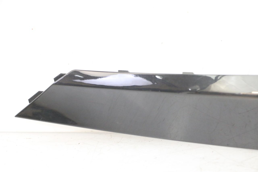 photo de BAS DE CAISSE DROIT MBK WAAP 125 (2008 - 2013) - Zoom composants