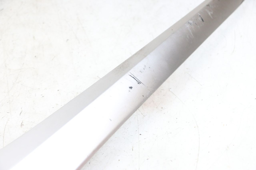 photo de BAS DE CAISSE DROIT YAMAHA XMAX X-MAX ABS 125 (2017 - 2020) - Vue d’ensemble