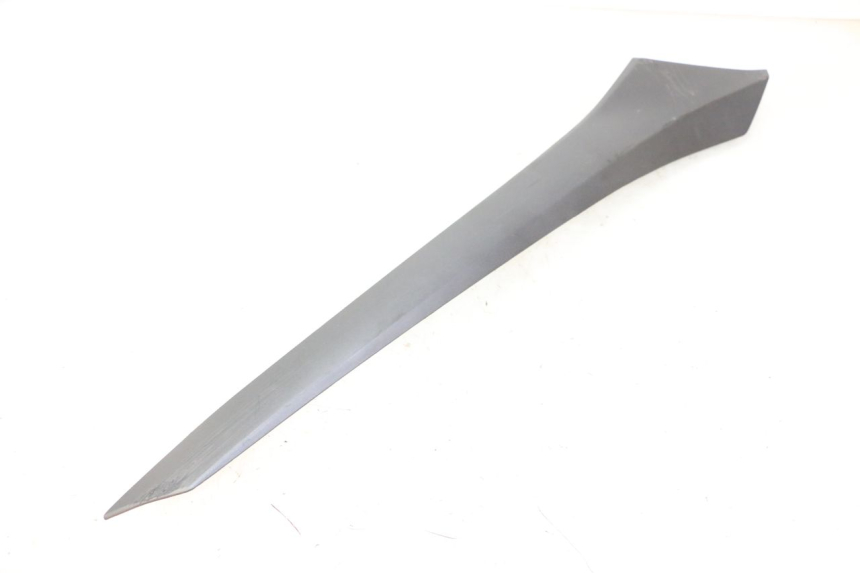 photo de BAS DE CAISSE DROIT YAMAHA XMAX X-MAX 125 (2021 - 2025) - Vue d’ensemble