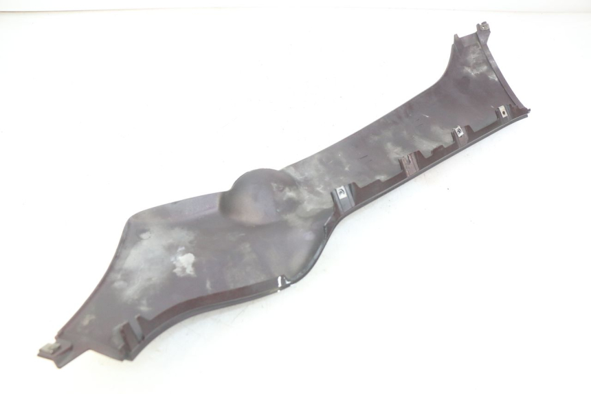 photo de BAS DE CAISSE DROIT PIAGGIO X8 125 (2004 - 2007) - Détail de la pièce