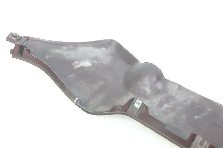 photo de BAS DE CAISSE DROIT PIAGGIO X8 125 (2004 - 2007) - Zoom état d’usage