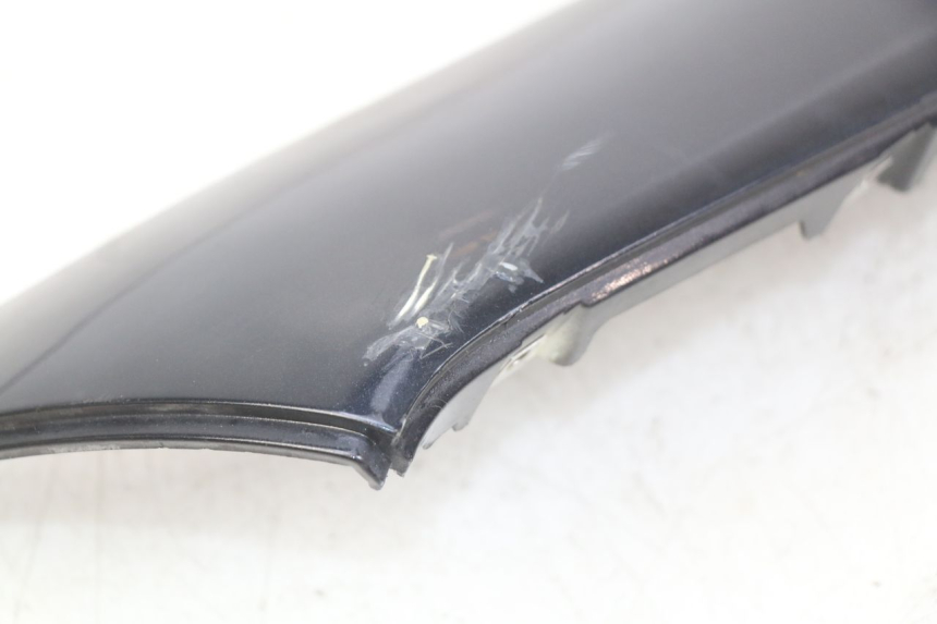 photo de BAS DE CAISSE DROIT PIAGGIO X8 125 (2004 - 2007) - Vue d’ensemble