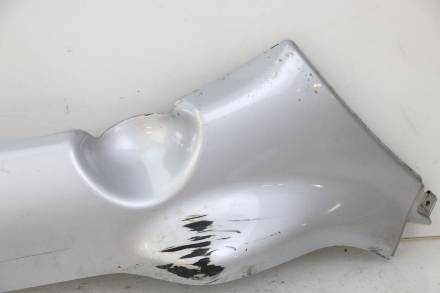 photo de BAS DE CAISSE DROIT PIAGGIO X8 125 (2004 - 2007) - Pièce contrôlée