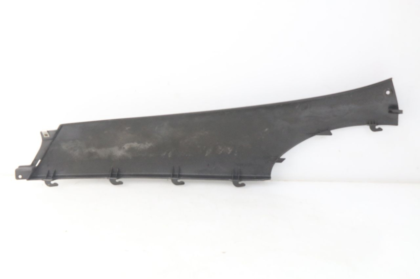 photo de BAS DE CAISSE DROIT PIAGGIO X9 EVOLUTION 125 (2003 - 2007) - Détail de la pièce