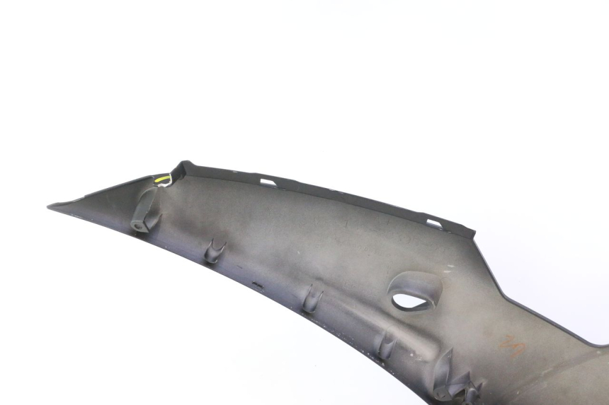 photo de BAS DE CAISSE DROIT YAMAHA YZF R6 600 (2008 - 2009) - Zoom composants
