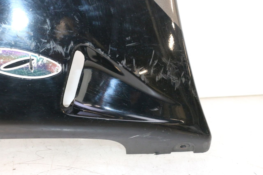 photo de BAS DE CAISSE DROIT KAWASAKI ZZR 600 (1995 - 2004) - Autre angle de vue