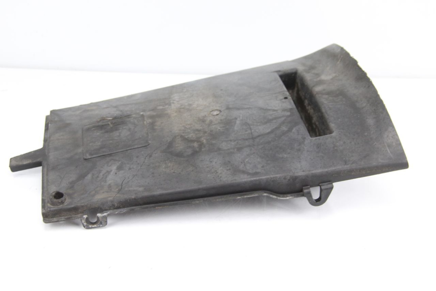 photo de BAS DE CAISSE HONDA FES PANTHEON 125 (2003 - 2007) - Détail de la pièce