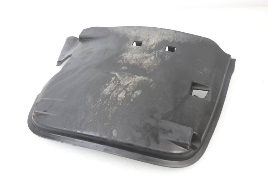 photo de BAS DE CAISSE SYM FIDDLE 125 (2008 - 2010) - Zoom état d’usage