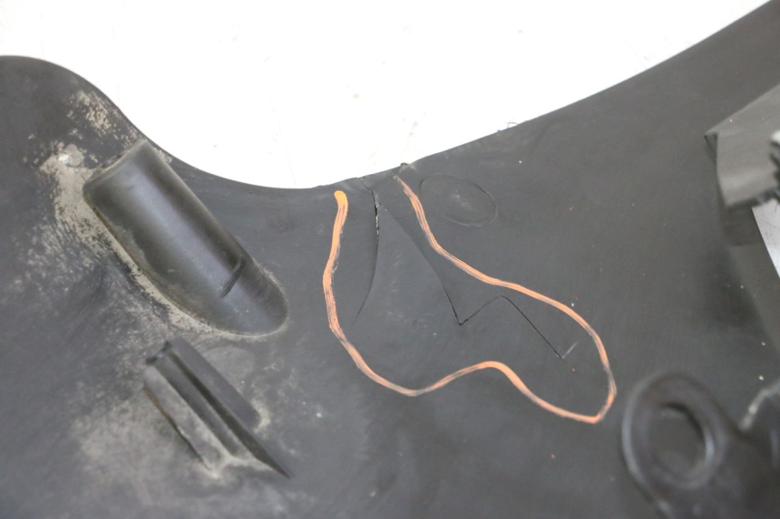 photo de BAS DE CAISSE GAUCHE QUADRO 4 4D 350 (2015 - 2018) - Autre angle de vue