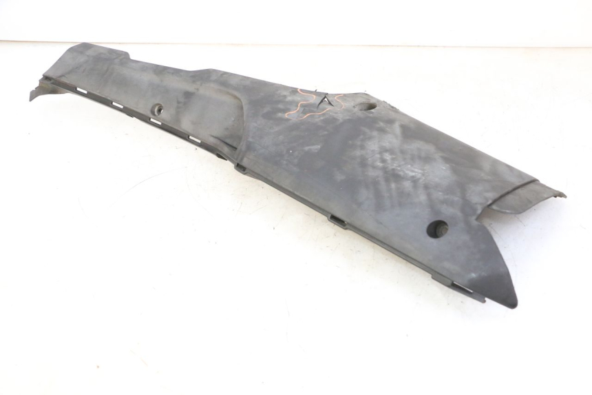 photo de BAS DE CAISSE GAUCHE QUADRO 4 4D 350 (2015 - 2018) - État de surface