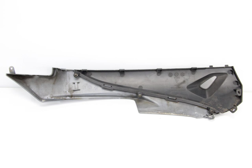 photo de BAS DE CAISSE GAUCHE KYMCO AGILITY CITY 2T 50 (2008 - 2016) - Détail de la pièce