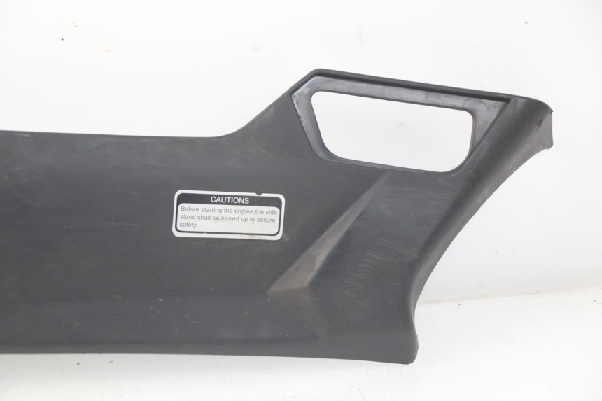 photo de BAS DE CAISSE GAUCHE KYMCO AGILITY CITY 4T 50 (2008 - 2016) - Vue d’ensemble