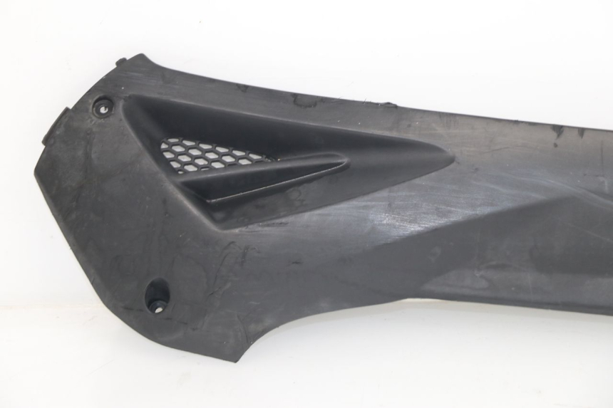 photo de BAS DE CAISSE GAUCHE KYMCO AGILITY CITY 50 (2008 - 2016) - Points de fixation