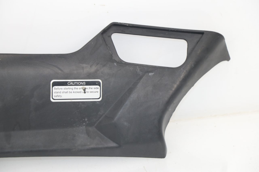 photo de BAS DE CAISSE GAUCHE KYMCO AGILITY CITY 50 (2008 - 2016) - État de surface