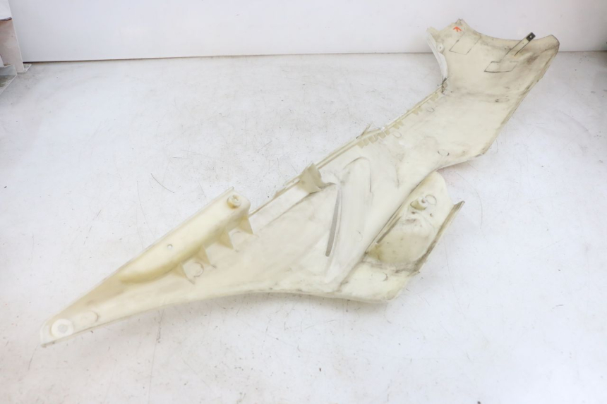 photo de BAS DE CAISSE GAUCHE JONWAY AZTRAL 125 (2008 - 2017) - Autre angle de vue