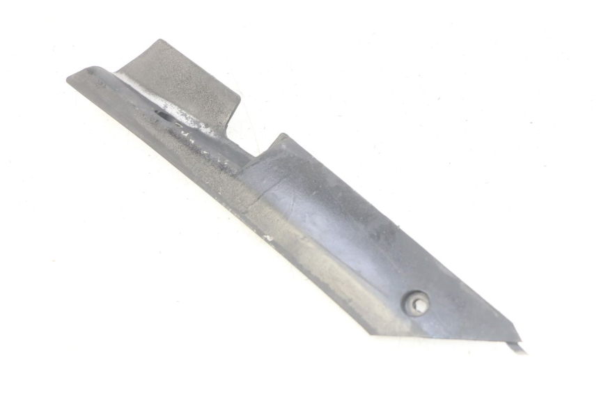 photo de BAS DE CAISSE GAUCHE PGO BIG MAX 50 (2001 - 2009) - Zoom état d’usage