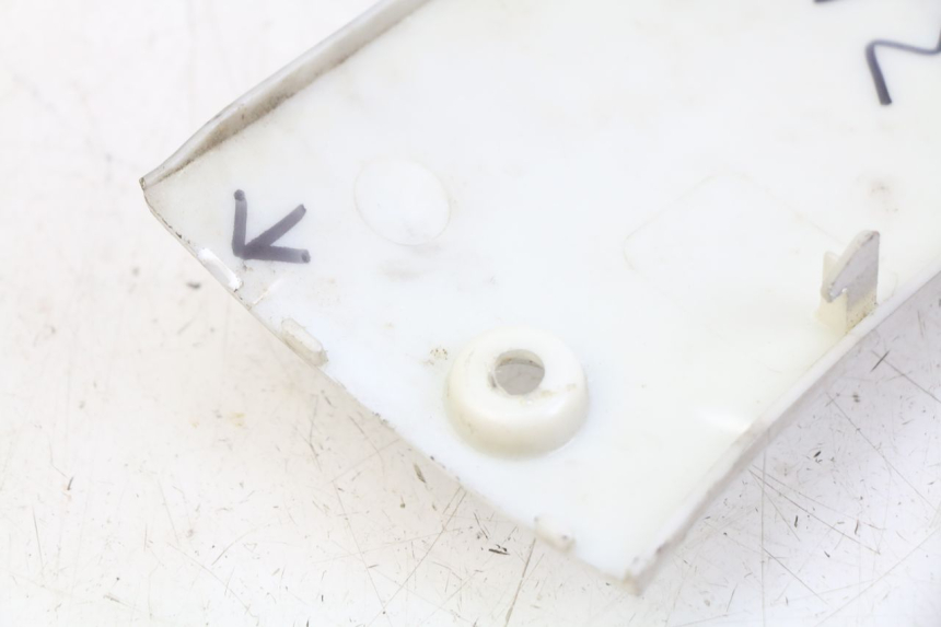 photo de BAS DE CAISSE GAUCHE BAOTIAN BT 49 QT-9 50 (2006 - 2010) - Vue d’ensemble