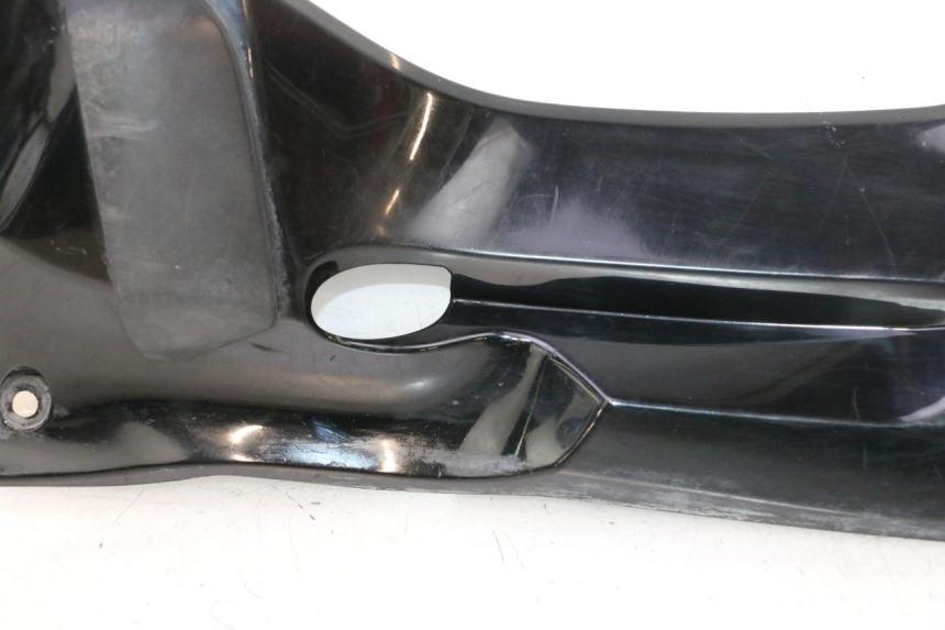 photo de BAS DE CAISSE GAUCHE SUZUKI BURGMAN EXECUTIVE ABS 650 (2006 - 2012) - Focus structure