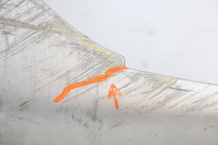 photo de BAS DE CAISSE GAUCHE BMW C1 125 (2000 - 2003) - Autre angle de vue