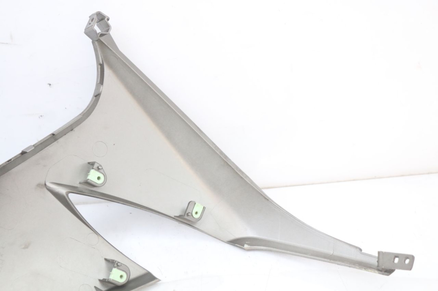 photo de BAS DE CAISSE GAUCHE PEUGEOT CITYSTAR 50 (2013 - 2017) - Marquages et références