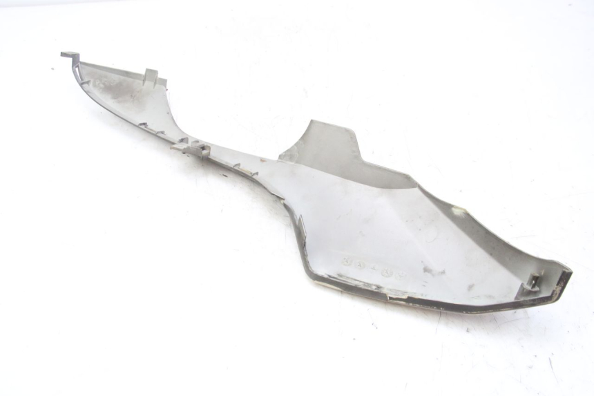 photo de BAS DE CAISSE GAUCHE KYMCO DINK STREET 125 (2009 - 2014) - Zoom état d’usage