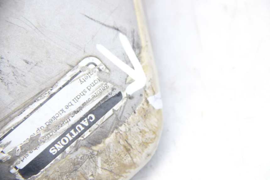 photo de BAS DE CAISSE GAUCHE KYMCO DINK STREET 125 (2009 - 2014) - Marquages et références