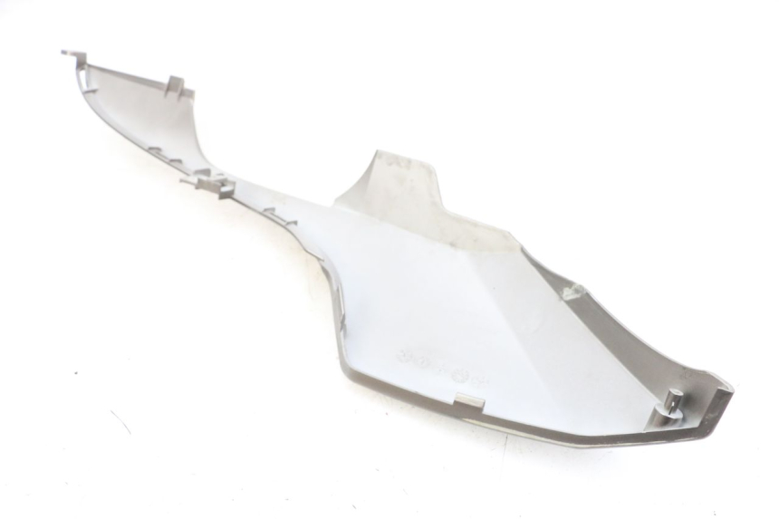 photo de BAS DE CAISSE GAUCHE KYMCO DINK STREET 125 (2009 - 2014) - Zoom état d’usage