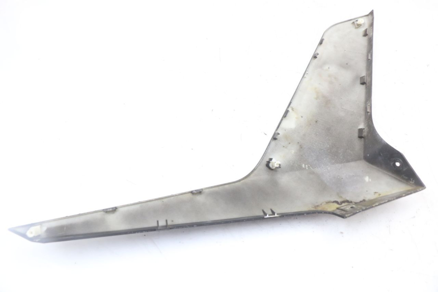 photo de BAS DE CAISSE GAUCHE LONGJIA EASY MAX 125 (2020 - 2024) - Zoom état d’usage