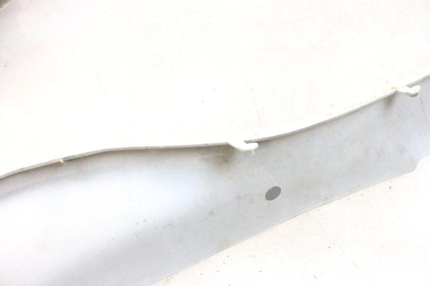 photo de BAS DE CAISSE GAUCHE SYM FIDDLE 2 50 (2008 - 2013) - Gros plan technique