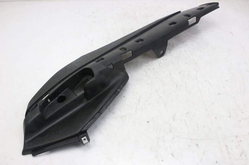 photo de BAS DE CAISSE GAUCHE PIAGGIO FLY 4T 50 (2013 - 2017) - Pièce contrôlée