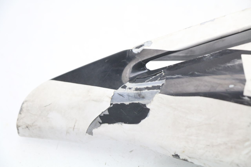 photo de BAS DE CAISSE GAUCHE YAMAHA FZ8 800 (2010 - 2016) - Pièce contrôlée