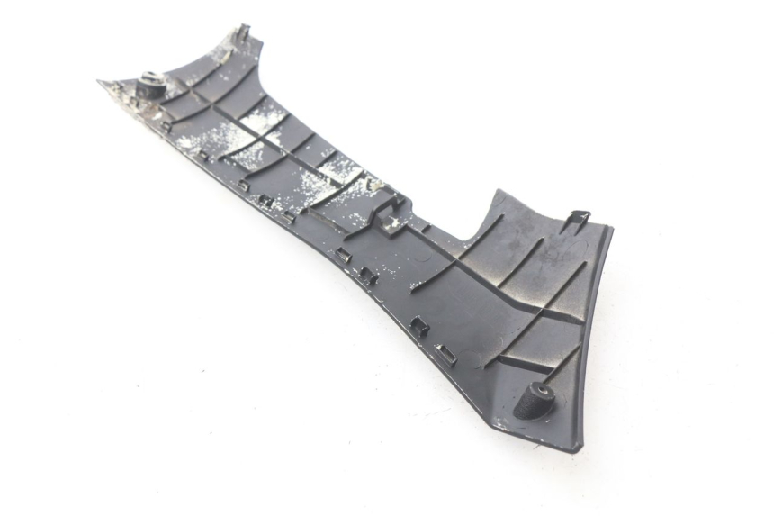 photo de BAS DE CAISSE GAUCHE PEUGEOT KISBEE 2T 50 (2010 - 2017) - Zoom état d’usage