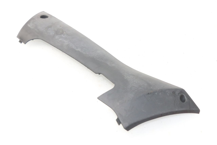 photo de BAS DE CAISSE GAUCHE PEUGEOT KISBEE 2T 50 (2010 - 2017) - Zoom état d’usage