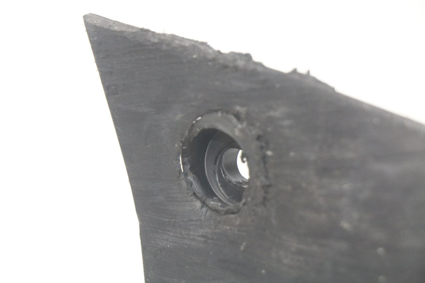 photo de BAS DE CAISSE GAUCHE PEUGEOT KISBEE 2T 50 (2010 - 2017) - Zoom état d’usage