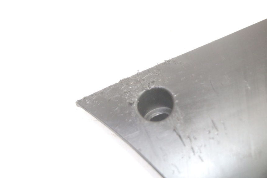 photo de BAS DE CAISSE GAUCHE PEUGEOT KISBEE 2T 50 (2010 - 2017) - Zoom état d’usage