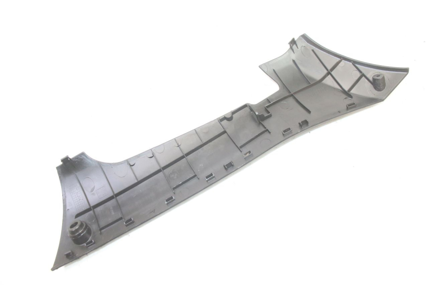 photo de BAS DE CAISSE GAUCHE PEUGEOT KISBEE 2T 50 (2010 - 2017) - Points de fixation