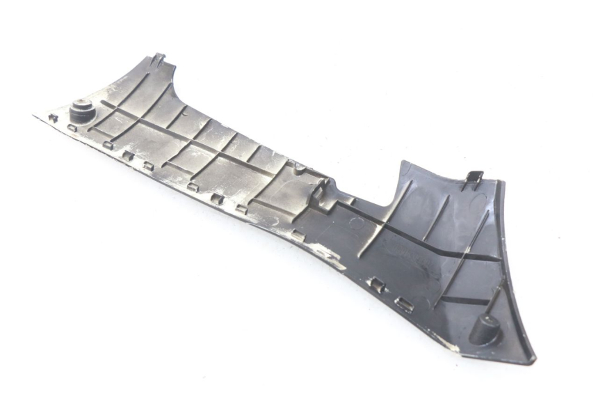 photo de BAS DE CAISSE GAUCHE PEUGEOT KISBEE 4T 50 (2018 - 2022) - Détail de la pièce