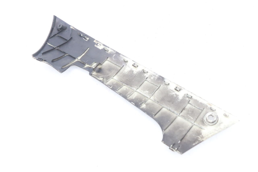 photo de BAS DE CAISSE GAUCHE PEUGEOT KISBEE 4T 50 (2018 - 2022) - Zoom état d’usage