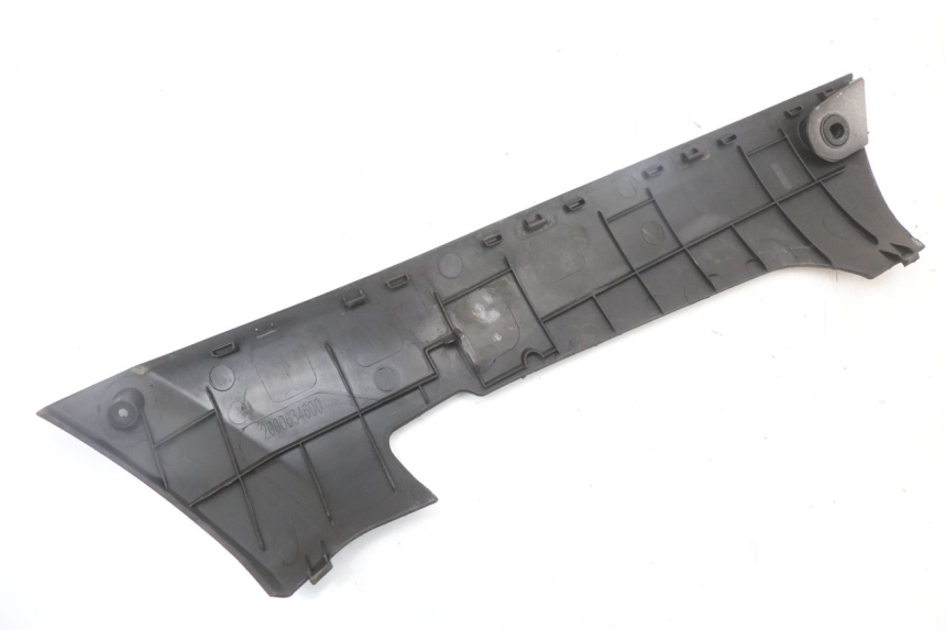 photo de BAS DE CAISSE GAUCHE PEUGEOT KISBEE 4T 50 (2018 - 2022) - Gros plan technique