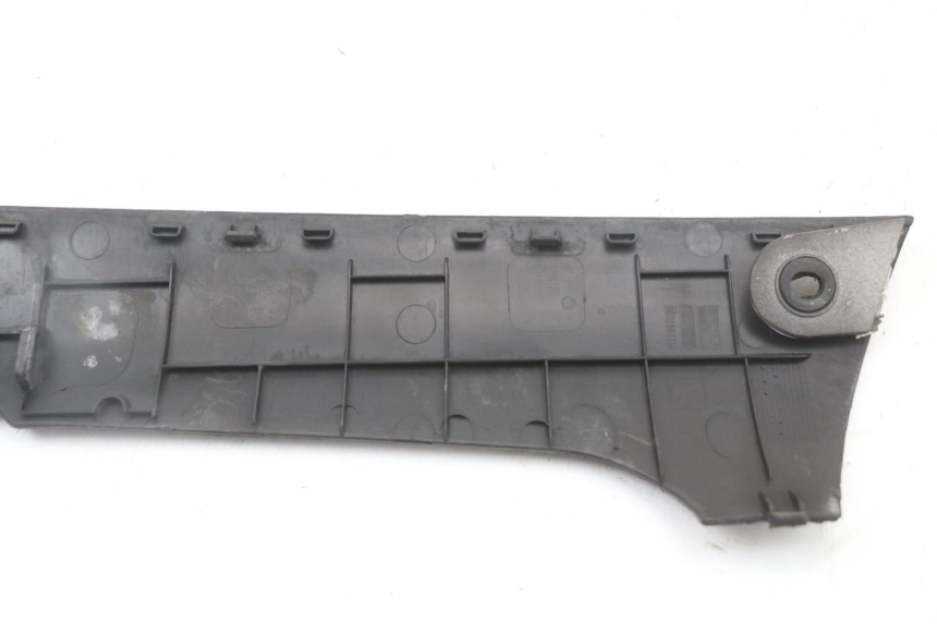 photo de BAS DE CAISSE GAUCHE PEUGEOT KISBEE 4T 50 (2018 - 2022) - Points de fixation